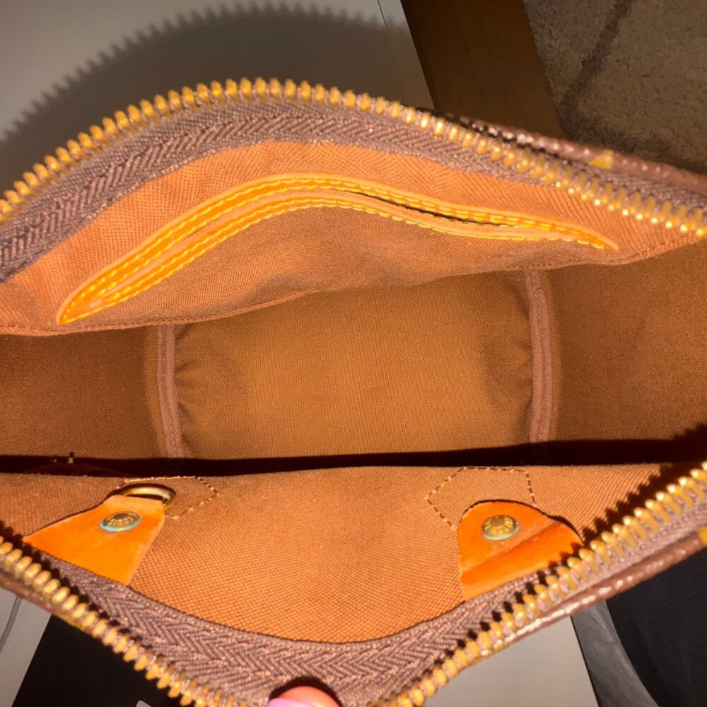 Vintage Louis Vuitton Speedy 25 - Picture 8 of 10